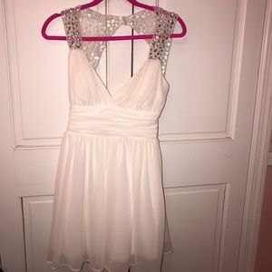 White Short Prom/Homecoming Special Occasion Dress